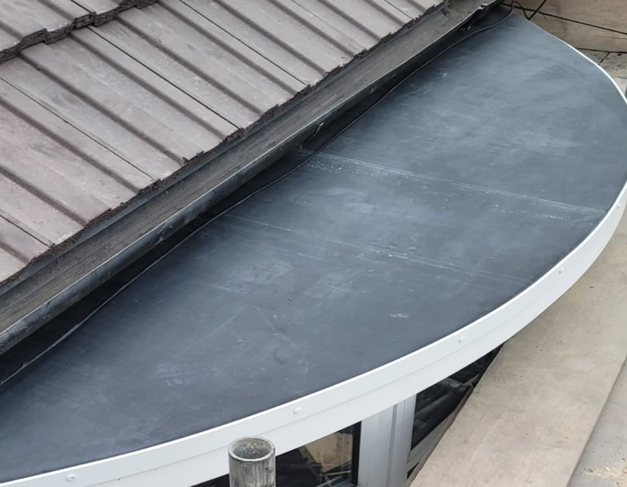 rubber roofing manchester
